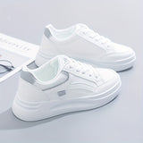Stylische weiße Sneaker mit leichtem Komfort
