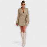 V-Ausschnitt Blazer-Kleid