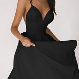 Aada - Stilvolles Minimalistisches Kleid