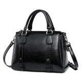 Marjo | Glänzende Schultertasche