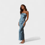 Carmen - Trägerloses Satin-Kleid