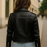 Aada - Jacke mit zeitlosem Design