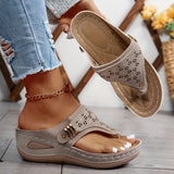 Aada-Sandalen