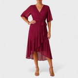 Ialina - Elegantes Kleid mit Taillierung
