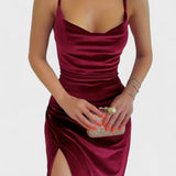 Gabriela - Samtkleid mit Schlitz