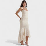Francesca - Formendes Kleid
