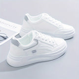 Stylische weiße Sneaker mit leichtem Komfort