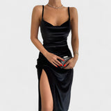 Gabriela - Samtkleid mit Schlitz